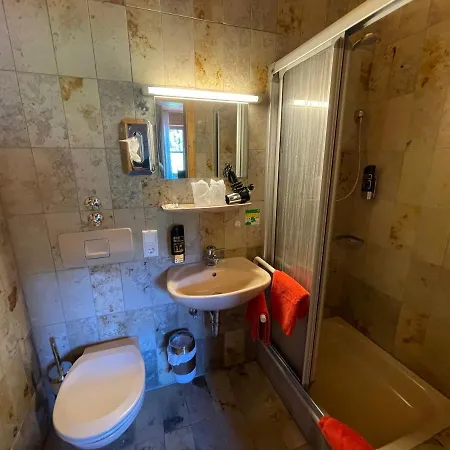 Roemercastell Wirtshaus & 3* Bohming