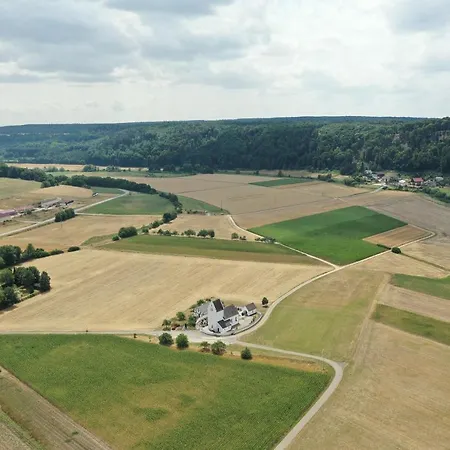 Roemercastell Wirtshaus & Отель 3*